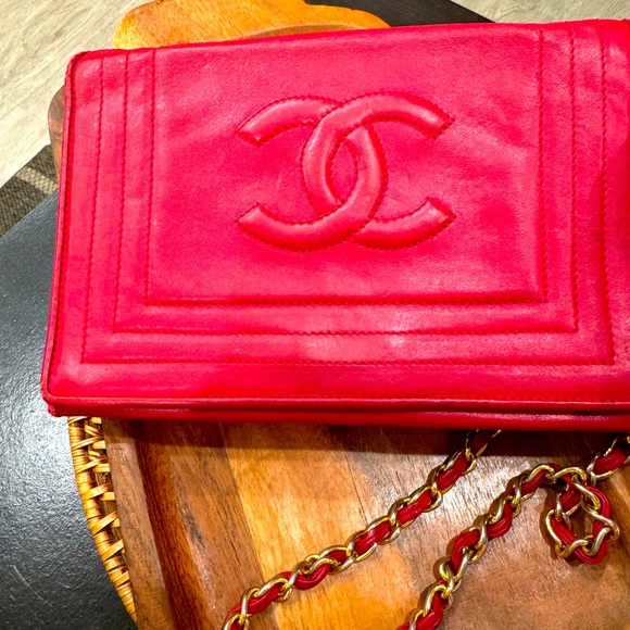 Vintage Coco Chanel handbag-not wallet on a chain- a flap snap closure handbag - Picture 1 of 13